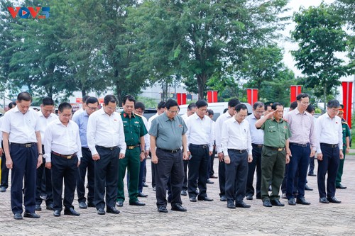 Thủ tướng Phạm Minh Chính dâng hương tại Khu di tích Chi bộ An Nam Cộng sản Đảng ở Cần Thơ - ảnh 1