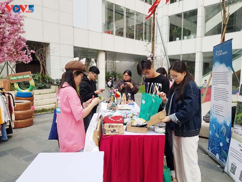 Lễ hội tắt đèn bật ý tưởng năm nay mang thông điệp “Tắt sống nhanh - Bật sống xanh” - ảnh 1