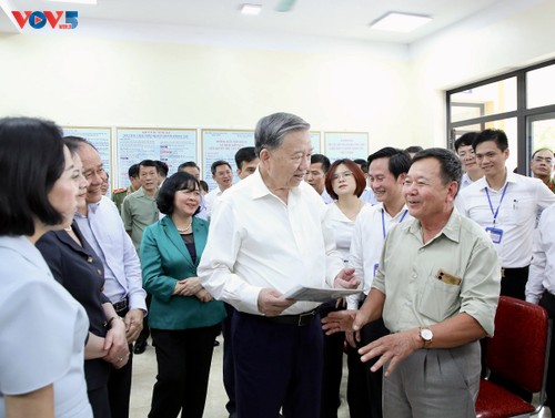 Tổng Bí thư Tô Lâm kiểm tra hoạt động chính quyền 2 cấp trên địa bàn Thành phố Hà Nội  - ảnh 1