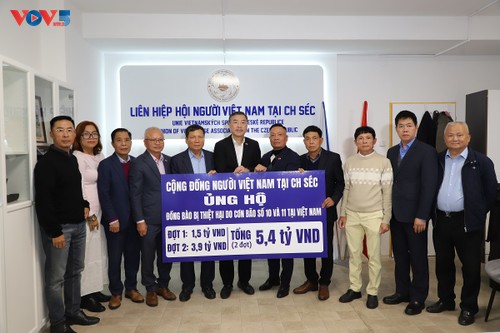Cộng đồng người Việt tại Séc chung tay hỗ trợ đồng bào vùng bão ở quê nhà - ảnh 1