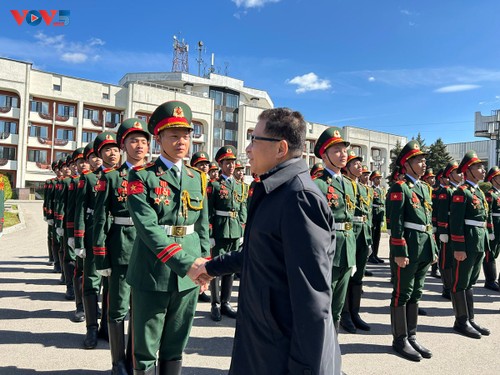 Fuerzas vietnamitas por primera vez en desfile militar en la Plaza Roja - ảnh 1