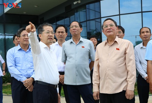 Debaten mecanismos para centro financiero internacional en Da Nang - ảnh 3