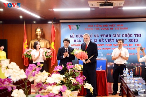 Premios del concurso “¿Qué conoce usted sobre Vietnam?” 2025 - ảnh 1