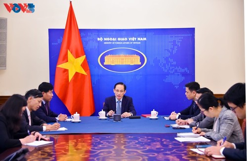 Vietnam mantiene su solidaridad con los demás Estados miembros de la ASEAN - ảnh 1