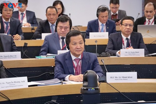 Lê Minh Khai à un programme de débats destiné aux dirigeants vietnamiens aux États-Unis - ảnh 2