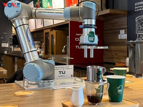 “Future Coffee Shop”, le café où les robots remplacent les serveurs - ảnh 2