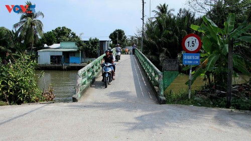 Lý Dông: plus de vingt ans d’engagement au service de la transformation de Trà Canh B    - ảnh 4