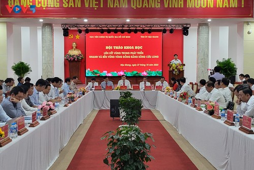 Hội thảo khoa học “Liên kết vùng trong phát triển nhanh và bền vững vùng ĐBSCL” - ảnh 1