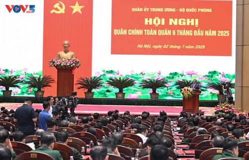 Thủ tướng dự hội nghị Quân chính toàn quân - ảnh 1