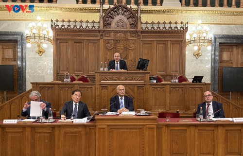 Việt Nam tham dự Diễn đàn Chính trị Á – Âu lần thứ 6 tại Hungary - ảnh 1