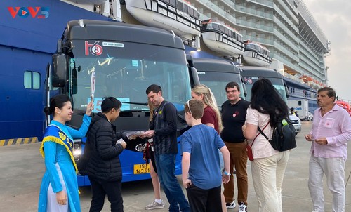 Tết Dương lịch 2026: Ngành du lịch phục vụ 3,5 triệu lượt khách - ảnh 1