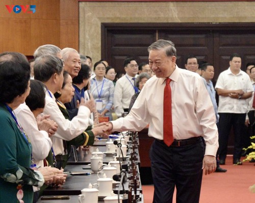 Tổng Bí thư Tô Lâm thăm chúc tết Đảng bộ, Chính quyền, nhân dân Thành phố Hồ Chí Minh - ảnh 3