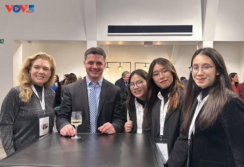 Việt Nam tham dự cuộc thi Hòa giải Thương mại Quốc tế ICC - ảnh 2