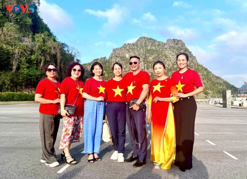 Nhịp cầu nghĩa tình: Kiều bào châu Âu và Hải quân Nhân dân Việt Nam - ảnh 5