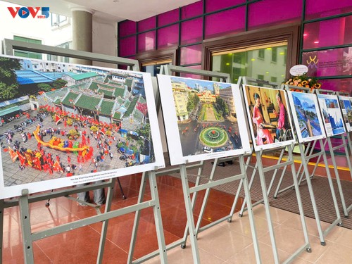 Một Việt Nam đầy tự hào qua hai cuốn sách ảnh “50 năm sức mạnh Việt Nam” và “Thành phố hòa bình, thành phố của chúng ta” - ảnh 3