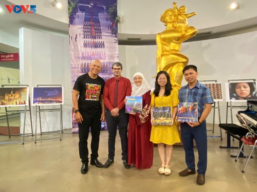 “50 năm sức mạnh Việt Nam“: Những khoảnh khắc tự hào qua ống kính nhiếp ảnh gia Nguyễn Á - ảnh 3