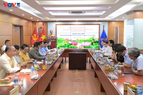 VOV sẵn sàng hỗ trợ và tăng cường hợp tác với các cơ quan báo chí của Lào - ảnh 4
