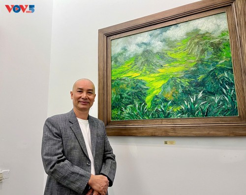 Triển lãm “Không gian mới“: Họa sĩ Nguyễn Minh Sơn đưa chất liệu mới vào tranh phong cảnh Việt Nam - ảnh 1