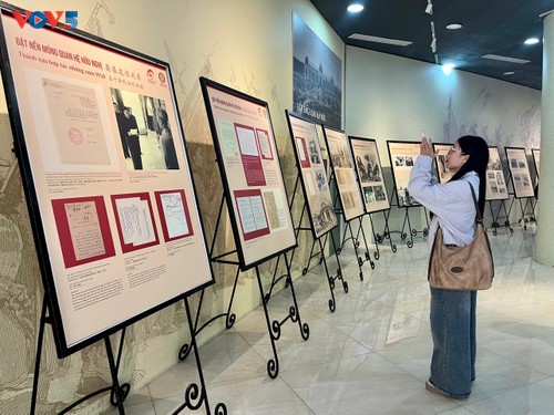 Những dấu mốc quan hệ Việt - Trung qua tài liệu lưu trữ - ảnh 4