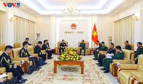Tăng cường hợp tác giữa Quân chủng Hải quân Việt Nam và Lực lượng Tự vệ trên biển Nhật Bản - ảnh 2