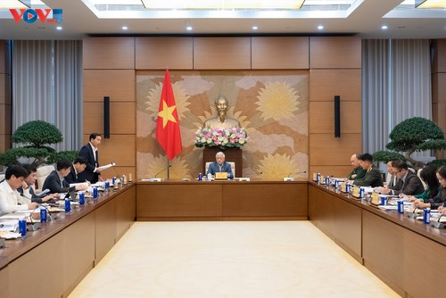 Phó Chủ tịch Quốc hội Đỗ Văn Chiến chủ trì họp Ban Tổ chức Kỷ niệm 80 năm Ngày Tổng tuyển cử đầu tiên - ảnh 1