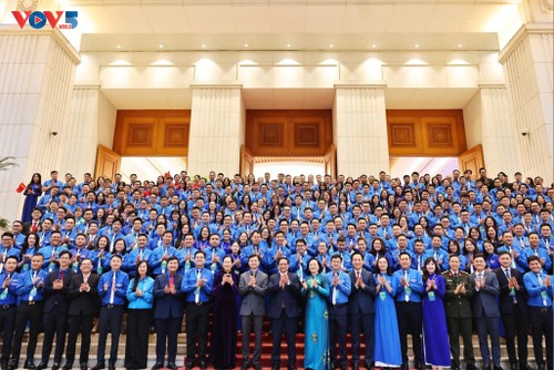 Thủ tướng Phạm Minh Chính dự Đại hội đại biểu Đoàn Thành niên Cộng sản Hồ Chí Minh Chính phủ lần thứ Nhất - ảnh 1