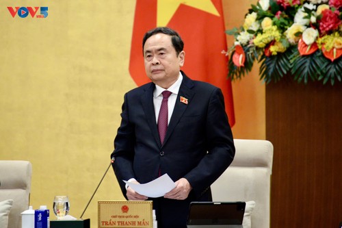 Chủ tịch Quốc hội: Hạn chế tối đa các điểm nghẽn khi vận hành các Nghị định, thông tư - ảnh 2