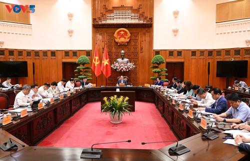 Đáp ứng đủ nhu cầu năng lượng, xăng dầu cho sản xuất, kinh doanh và tiêu dùng - ảnh 2