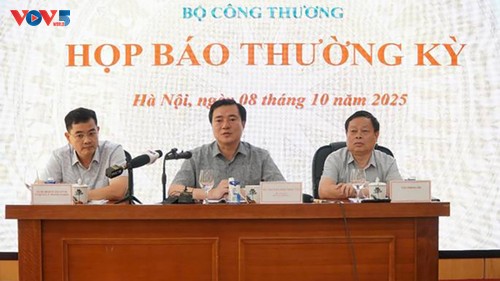 งานแสดงสินค้าฤดูใบไม้ร่วงปี 2025 สานต่อความสำเร็จของงานนิทรรศการ 80 ปีผลสำเร็จของประเทศ  - ảnh 1