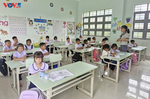 Disadvantaged areas prepared for new school year - ảnh 3