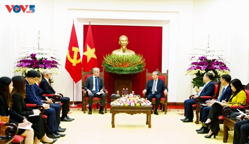 Secretario General de Vietnam recibe al director general del Grupo danés  - ảnh 1