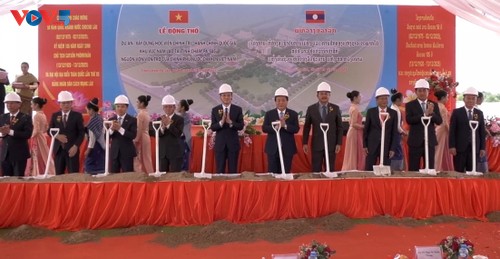 ຫວຽດ​ນາ​ມ ຊ່ວຍ​ລາວ​ສ້າງ​ ສະ​ຖາ​ບັນ​ການ​ເມືອງ - ການ​ປົກ​ຄອງ​ແຫ່ງ​ຊາດເຂດ​ພາກ​ໃຕ້ ລາວ - ảnh 1