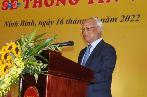 Celebran ceremonia de oración por la paz nacional y mundial en Ninh Binh - ảnh 1