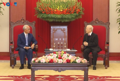 Nguyên Phu Trong: le Vietnam soutient le renouveau du Laos - ảnh 1