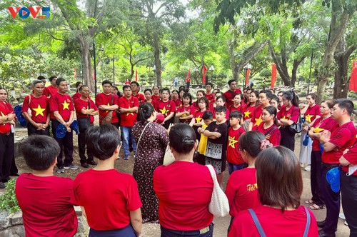 Côn Dao en Juillet: Hommage aux héros sacrifiés pour la Patrie - ảnh 3