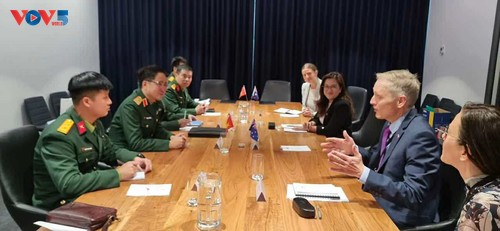 Vietnam–Australie: signature d’un plan triennal de partenariat pour le maintien de la paix - ảnh 1