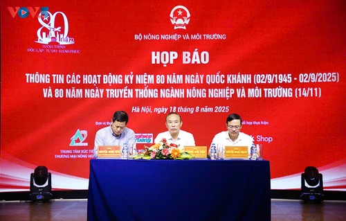 Hanoï célèbre 80 ans d’agriculture vietnamienne dans une grande exposition - ảnh 2