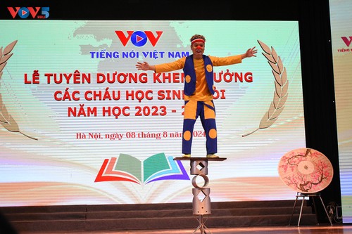 Đài Tiếng nói Việt Nam khen thưởng học sinh Giỏi năm học 2023 - 2024 - ảnh 19