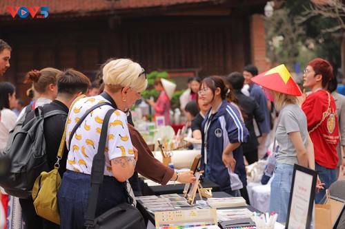 Hà Nội Art Fair: Không gian nghệ thuật đương đại “độc đáo” - ảnh 10