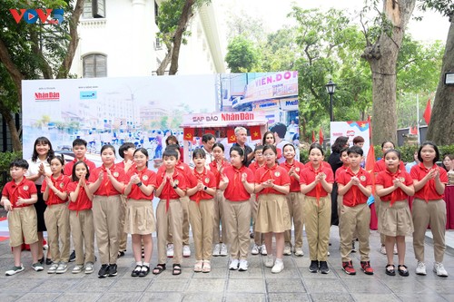 Lễ giới thiệu đợt thông tin đặc biệt và Triển lãm tương tác kỷ niệm 50 năm Ngày Giải phóng miền Nam, thống nhất đất nước - ảnh 13