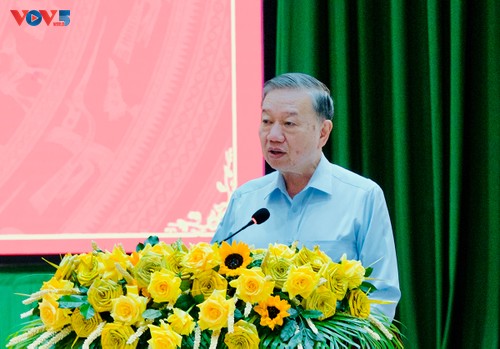 Tô Lâm: Vinh Long a tous les atouts pour devenir un nouveau centre économique - ảnh 2