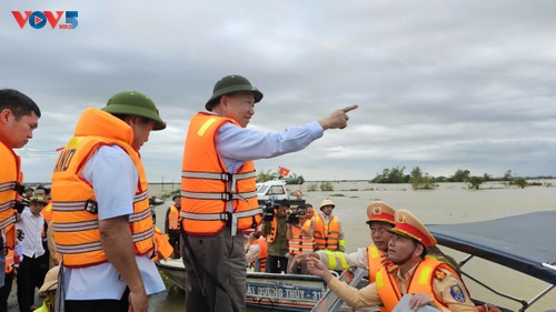 Activer le mécanisme de réaction rapide pour faire face aux conséquences des catastrophes naturelles - ảnh 2