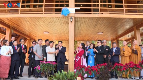 Inauguration d’une copie de la Maison sur pilotis du Président Hô Chi Minh en Thaïlande - ảnh 1
