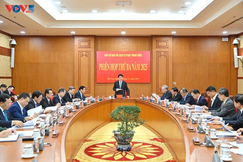 Luong Cuong appelle à une réforme judiciaire renforcée pour la période 2026-2031 - ảnh 1