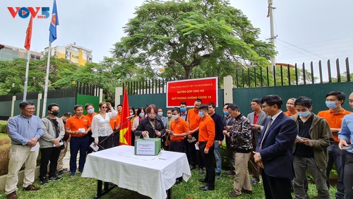 Cộng đồng người Việt Nam tại Mozambique quyên góp ủng hộ Quỹ phòng chống COVID-19  - ảnh 6
