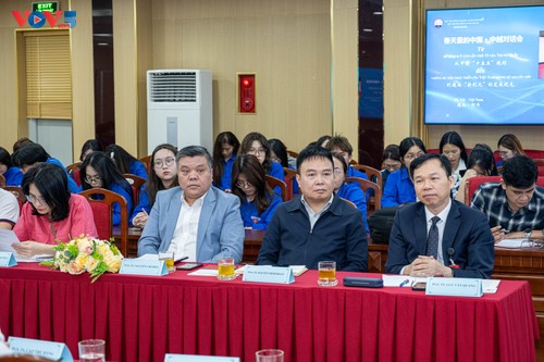 Hội thảo lý luận Việt-Trung: Những định hướng chiến lược phát triển của mỗi nước trong thời kỳ mới - ảnh 1