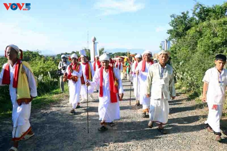 Festival Kate, esencia cultural de la etnia Cham en Ninh Thuan - ảnh 2