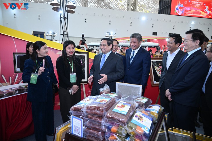 Inauguración de la primera Feria de Primavera 2026 - ảnh 3