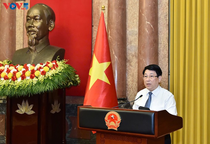 Presidente de Vietnam recibe a representantes destacados de la Asociación Nacional para la Promoción de la Educación - ảnh 1