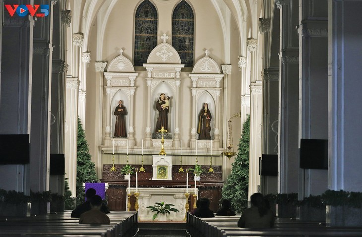 Una Navidad iluminada en Hanói - ảnh 17